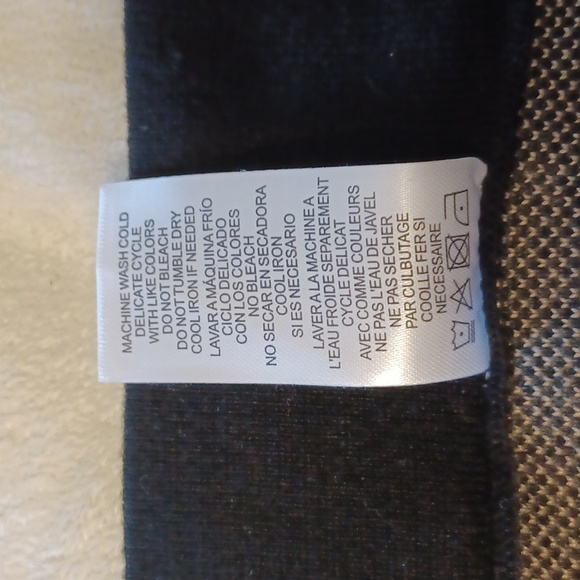 Nina Leonard, sz L, black, tan & gray plaid, pull on pencil skirt. Super soft. - Picture 7 of 8